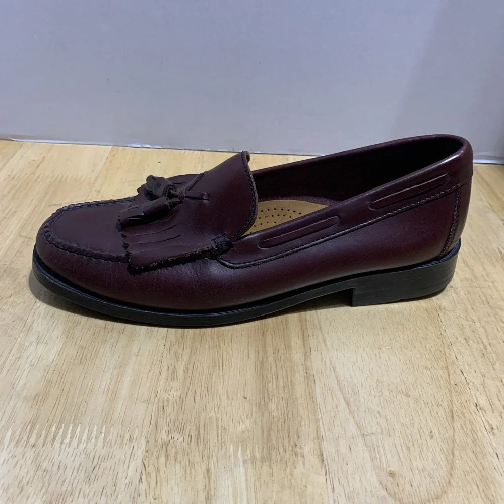 Vintage Men'sG.H Bass & Co Weejuns Sz‎ 9.5M Burgundy Marietta II Dress Shoes.